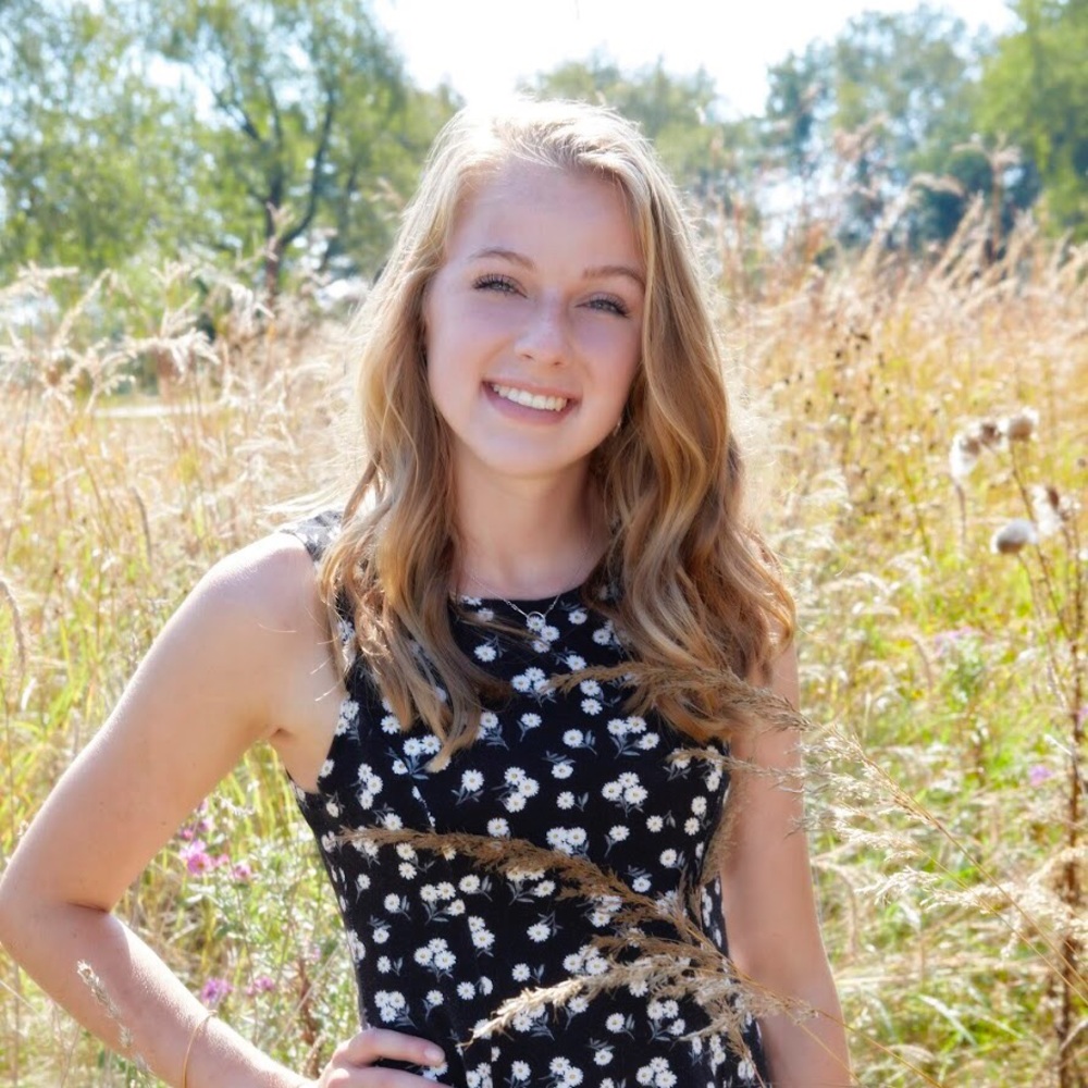 Meet your Posher, Nicole